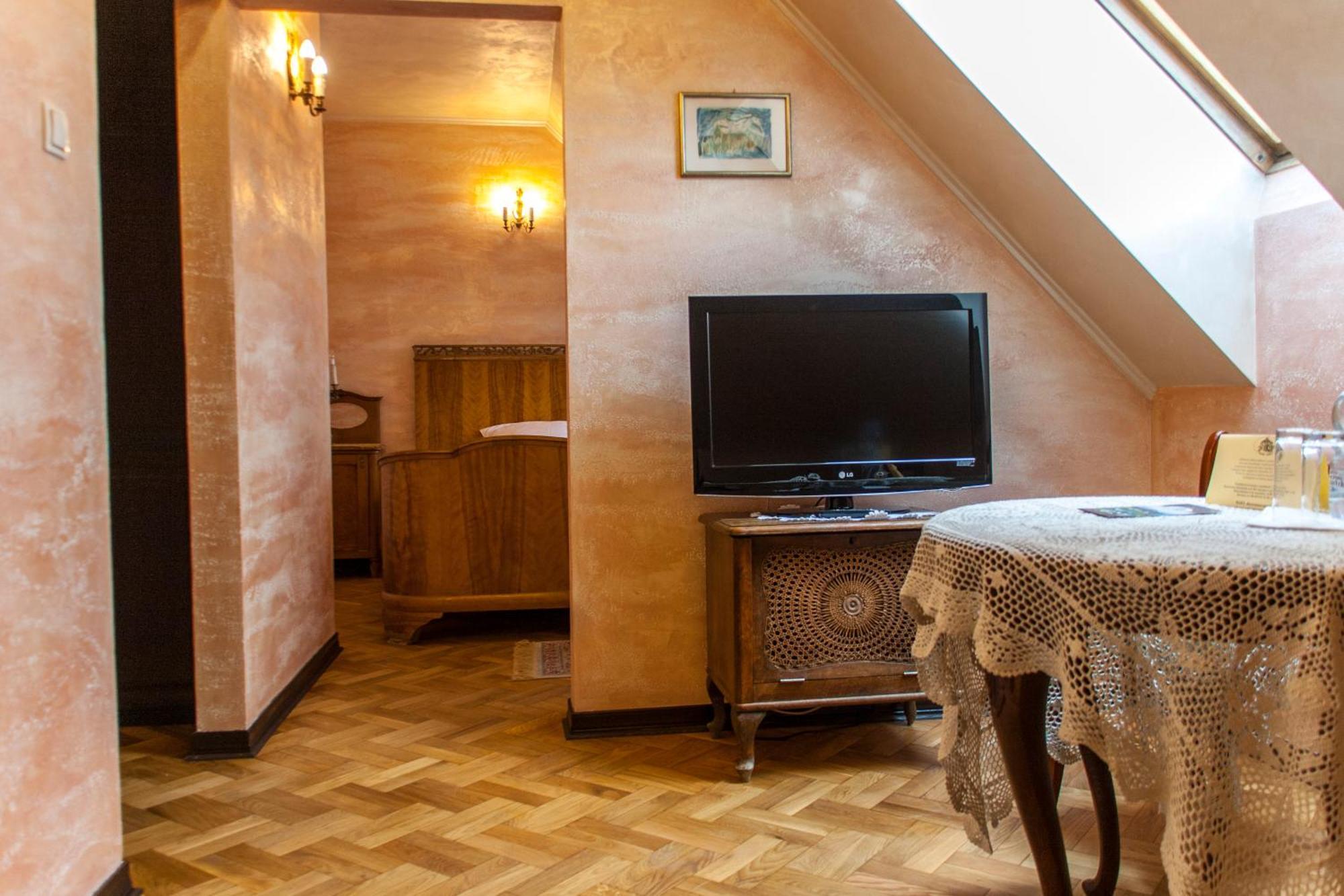 Bed and Breakfast Dwor Anna à Ciecierzyn Chambre photo