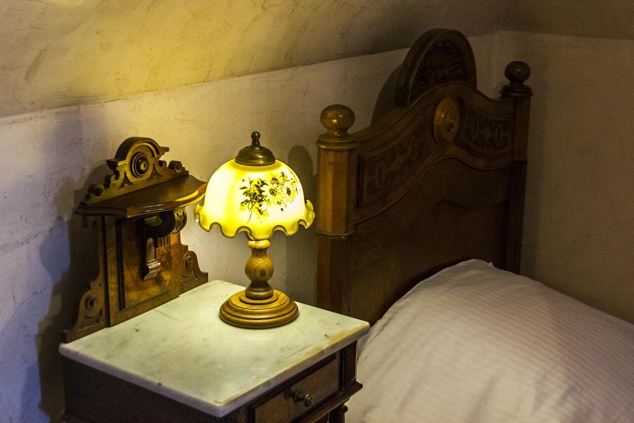 Bed and Breakfast Dwor Anna à Ciecierzyn Chambre photo